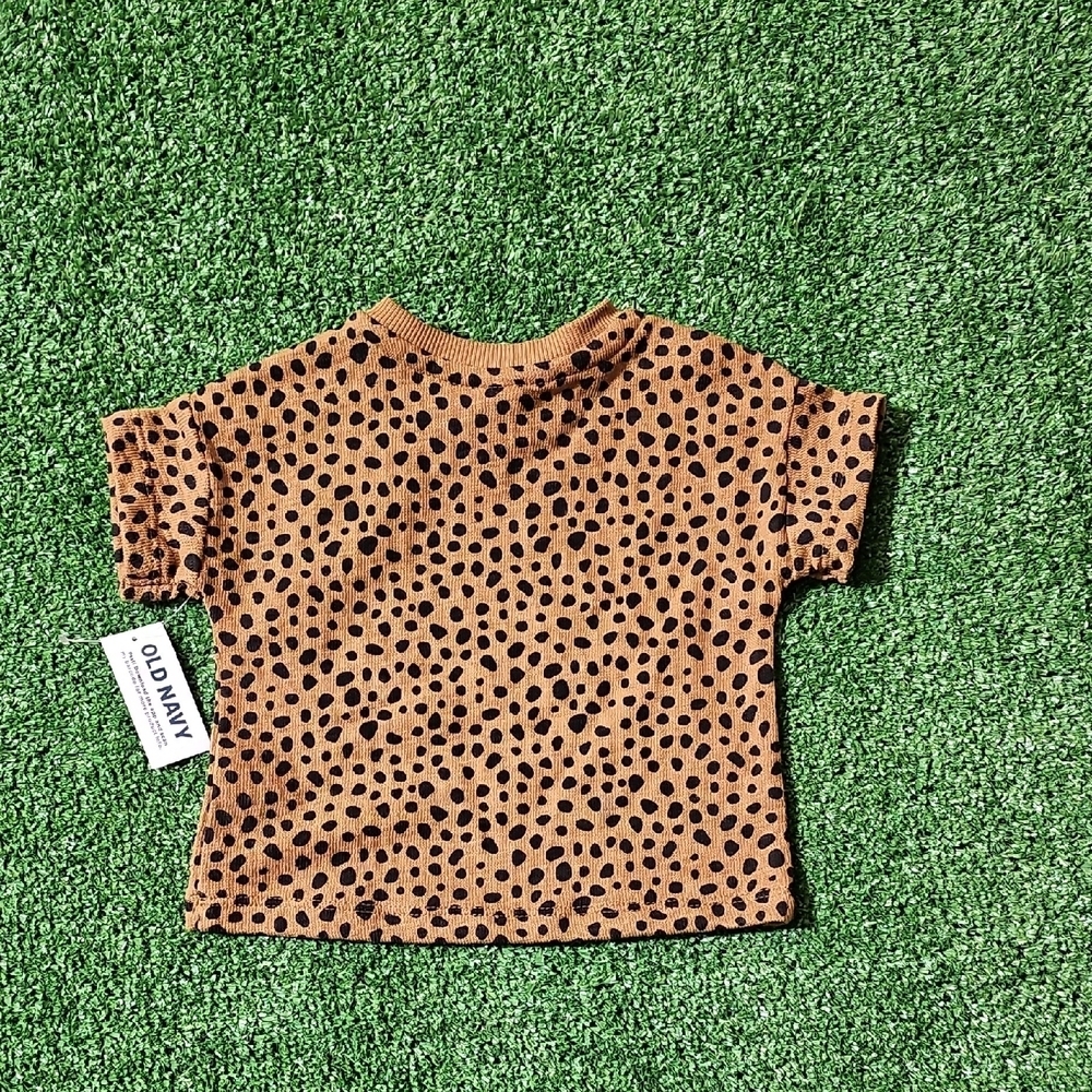 Old Navy Brown and Black Polka Dot Kids Tee - Picture 4 of 4